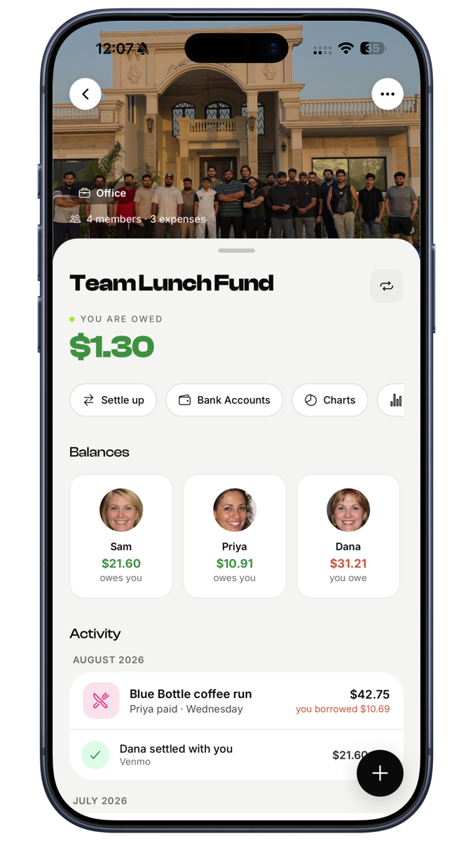 EconoGlance shared house group with recurring rent and bills